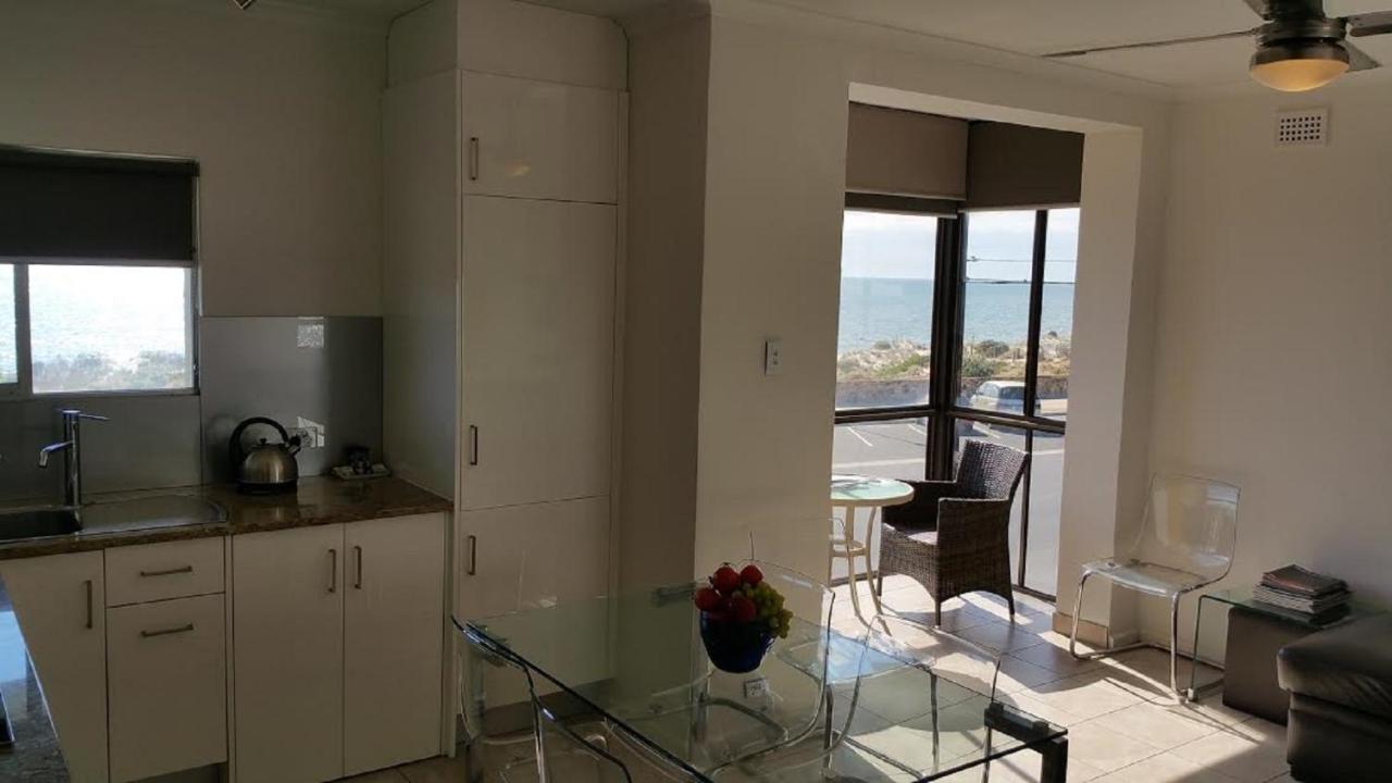 Acushla Accommodation Esplanade Living Self Check-In Self Check-Out West Beach Εξωτερικό φωτογραφία
