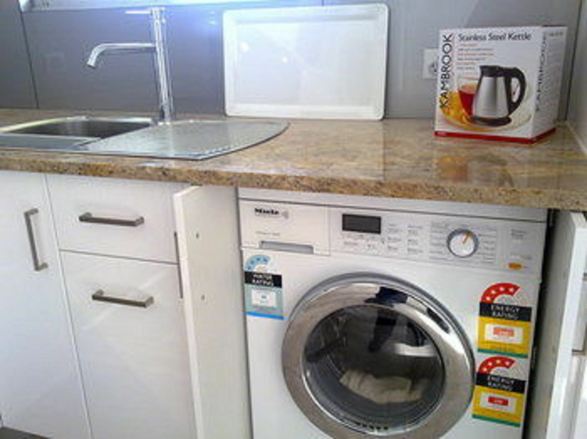Acushla Accommodation Esplanade Living Self Check-In Self Check-Out West Beach Εξωτερικό φωτογραφία