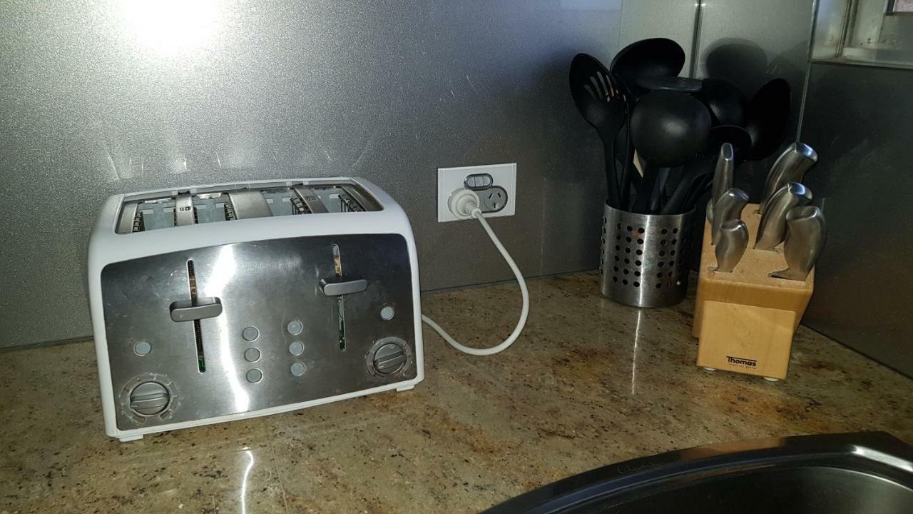 Acushla Accommodation Esplanade Living Self Check-In Self Check-Out West Beach Εξωτερικό φωτογραφία